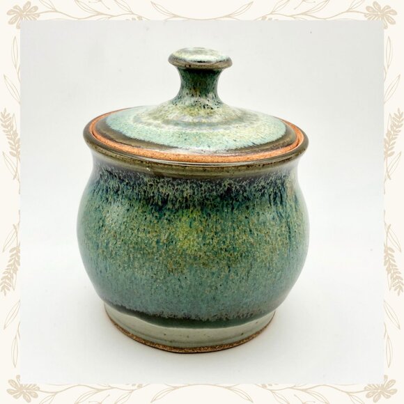Signed Studio Pottery Honey Pot - Picture 3 of 9